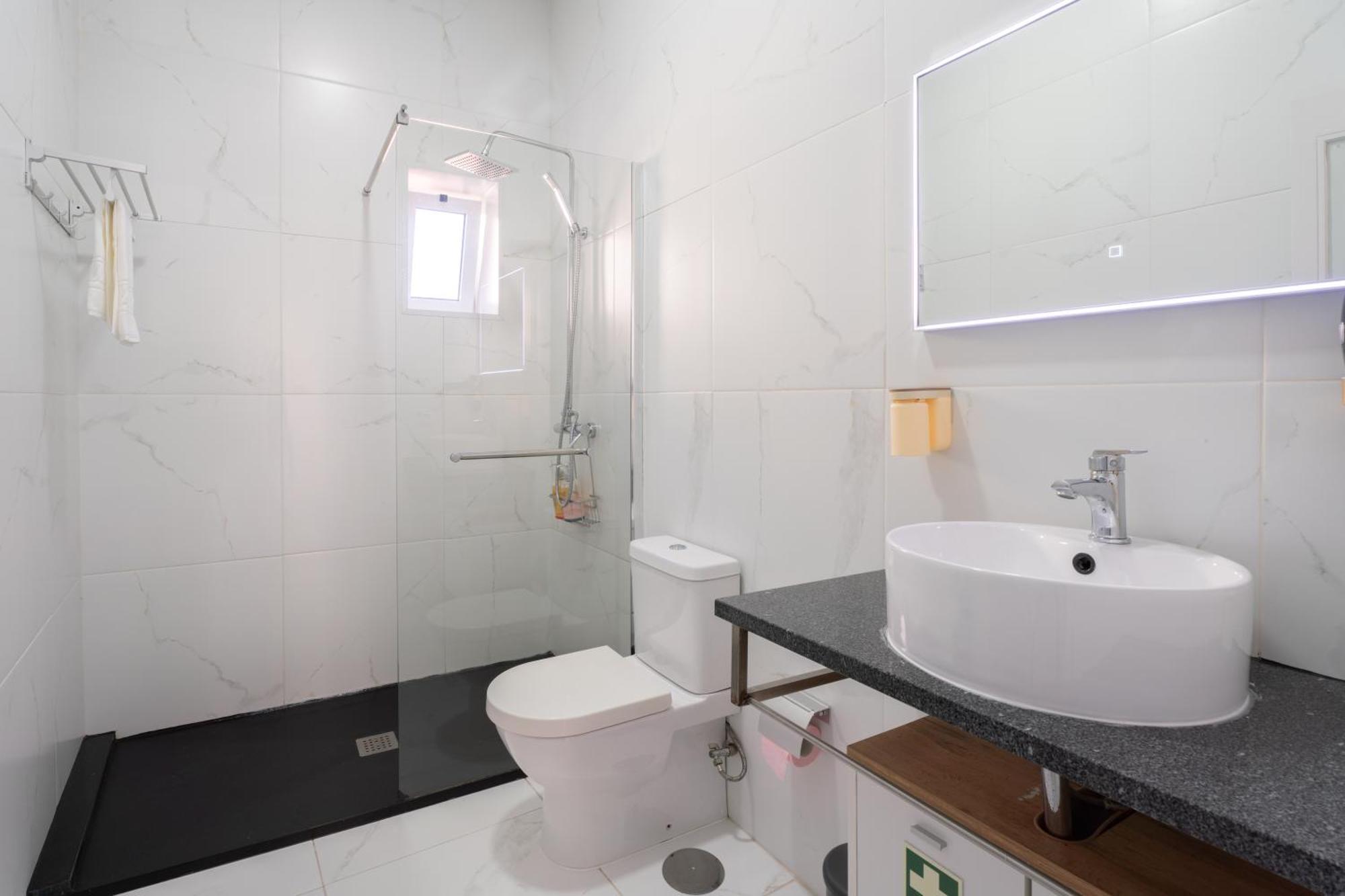 Central Cozy Stay 2 Ac Near Metro 波尔图 外观 照片