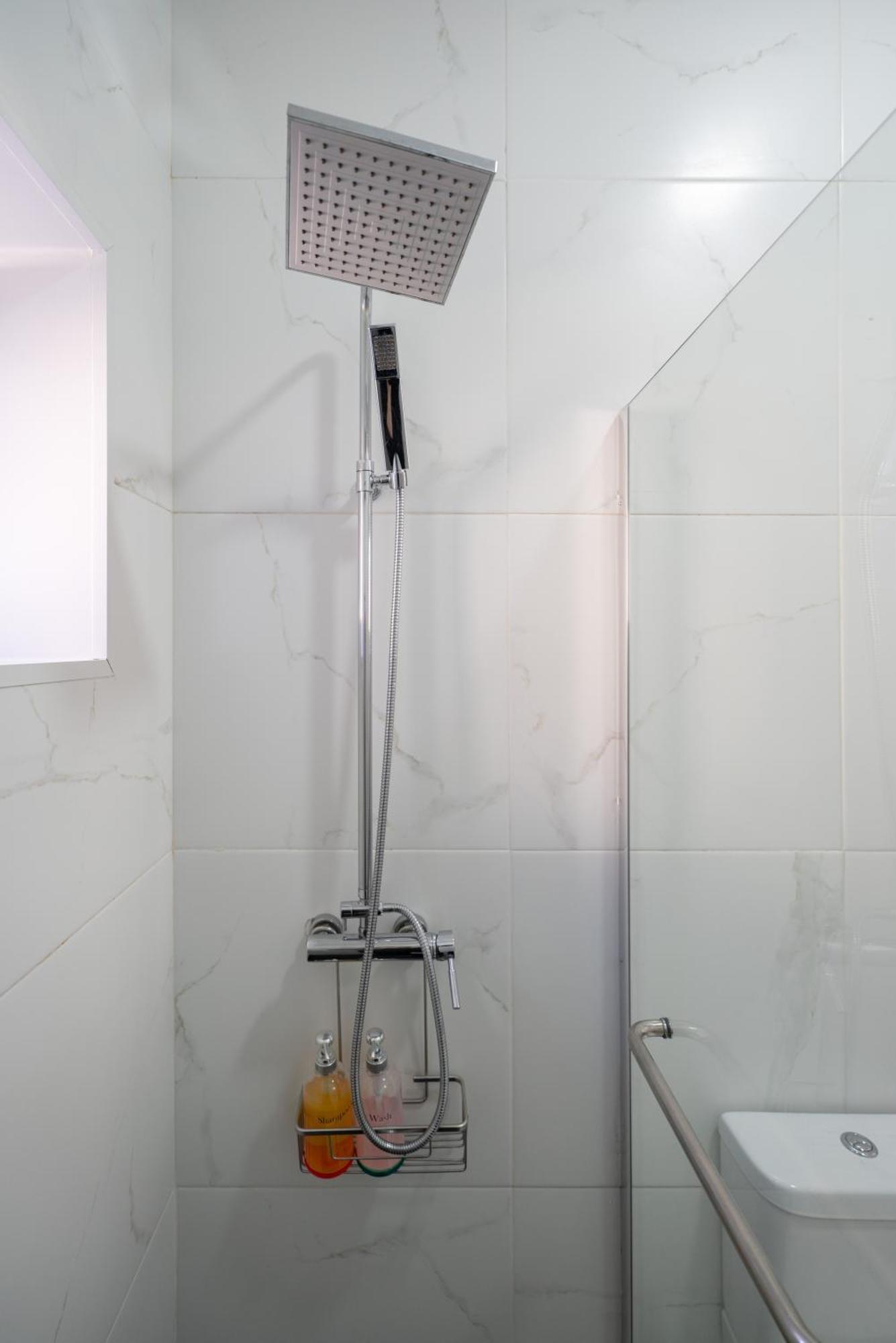 Central Cozy Stay 2 Ac Near Metro 波尔图 外观 照片