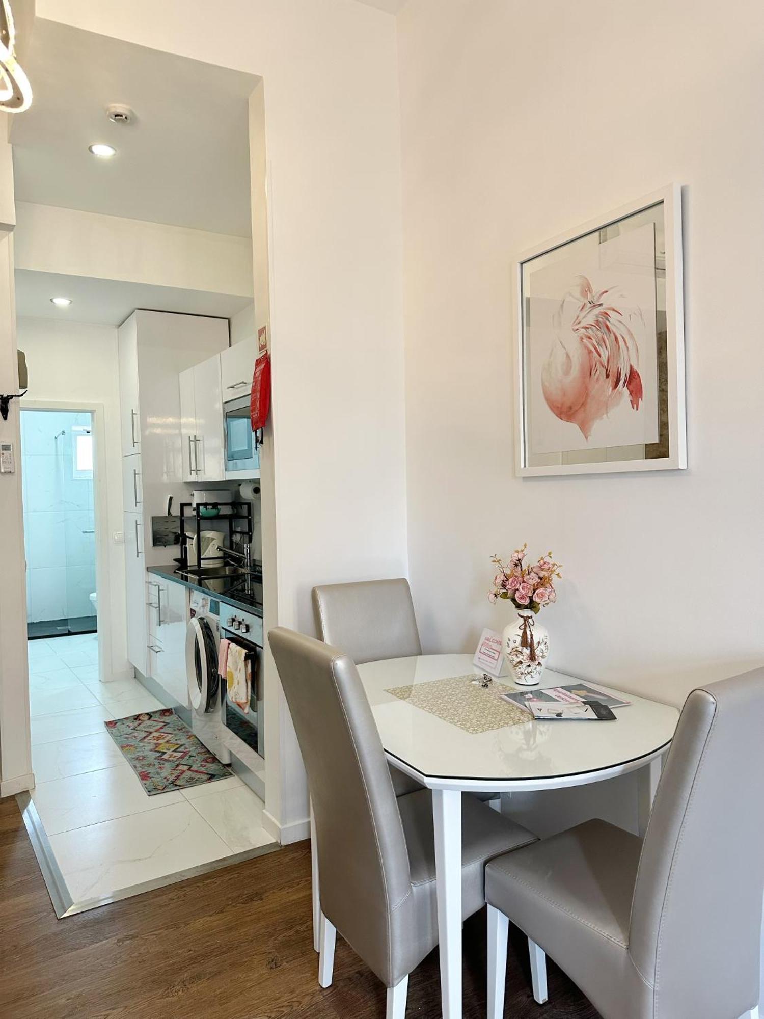 Central Cozy Stay 2 Ac Near Metro 波尔图 外观 照片